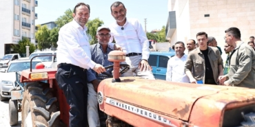 denizli-buyuksehirin-yem-dagitiminda-ikinci-hafta-basladi-mFOcGpVl.jpg