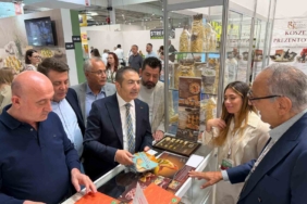 denizli-ticaret-odasi-uyelerinden-polonyaya-guclu-ticaret-cikarmasi-w3u3UbLj.jpg