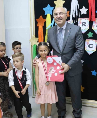 denizlide-180-bin-ogrenci-karne-sevinci-yasadi-tM8UHLI6.jpg