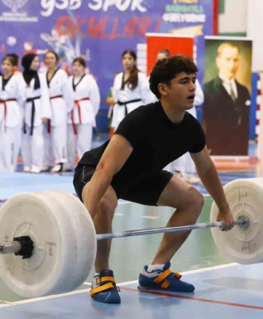 denizlide-gsb-spor-okullari-torenle-acildi-rHuPY71G.jpg