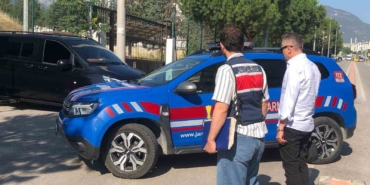 denizlide-jandarmadan-uyusturucu-baskini-baro-baskani-ve-11-avukat-gozaltina-alindi-ejDQVvQa.jpg