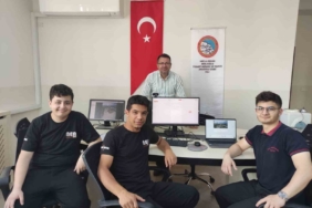 denizlili-genclerin-hava-kalitesini-izleyen-akilli-goz-projesi-finale-cikti-ytAhAT56.jpg