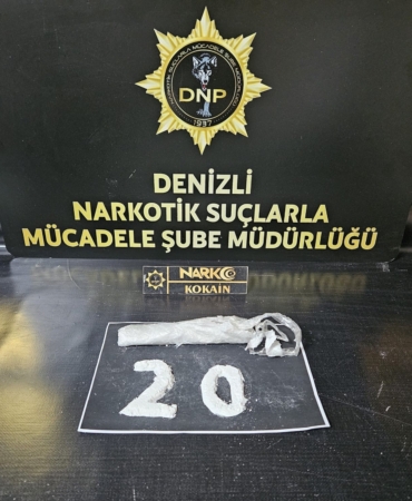 denizliye-101-gram-kokain-getiren-4-supheliden-2si-tutuklandi-lxh9VOzi.jpg