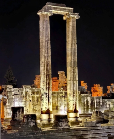 didim-apollon-tapinagi-gece-de-ziyaret-edilebilecek-gqT2hqKC.jpg