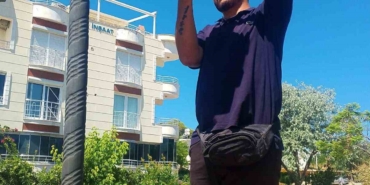 didim-belediyesinden-parklarda-bakim-ve-yenileme-calismasi-Gy3g2xGF.jpg