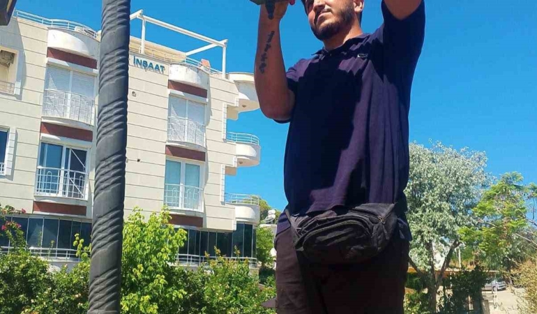 didim-belediyesinden-parklarda-bakim-ve-yenileme-calismasi-Gy3g2xGF.jpg