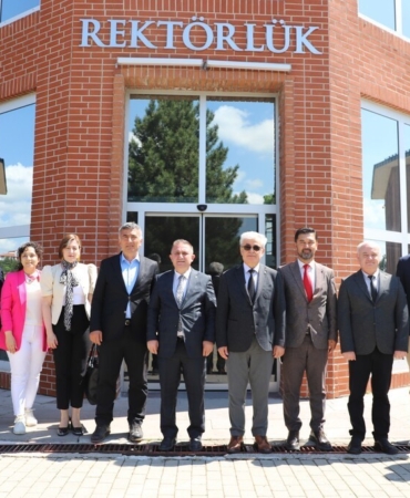 dpu-ile-ostim-teknik-universitesi-arasisinda-is-birligi-protokolu-XMwEEJ3y.jpg