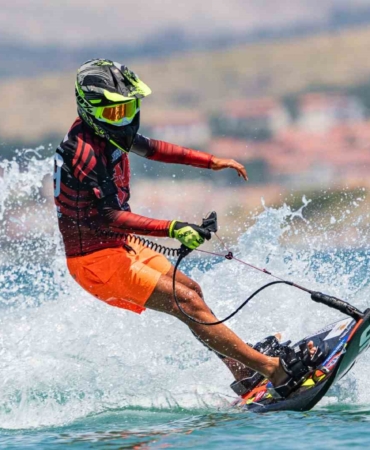 dunya-motosurf-sampiyonasinda-heyecan-basladi-1fpDJc6v.jpg