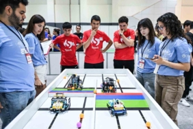 dunya-robot-olimpiyati-turkiye-finalinde-teknoloji-bulustu-rlRtmFLa.jpg