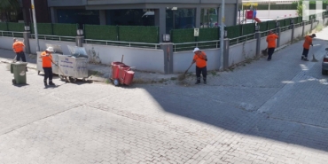 efeler-belediyesi-temizlik-isleri-mudurlugu-calismalarini-surduruyor-h1GMJava.jpg