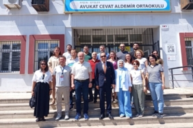 efeler-ilce-milli-egitim-muduru-comruk-hedefimiz-degerlerine-sahip-cikan-nesiller-yetistirmek-77VXRCie.jpg