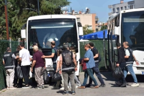 ege-universitesindeki-yolsuzluk-operasyonunda-41-supheli-adliyede-OyrW4U1U.jpg