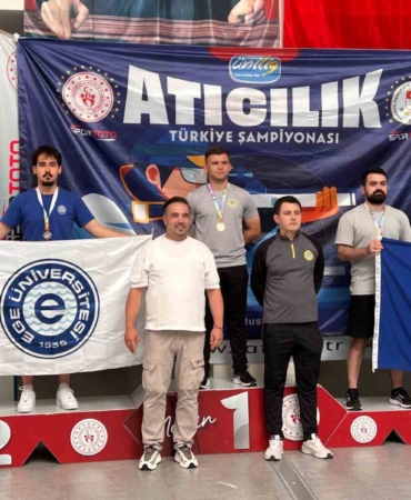 egeli-sporcu-adnan-efe-ucar-turkiye-ikincisi-oldu-upuEYWam.jpg