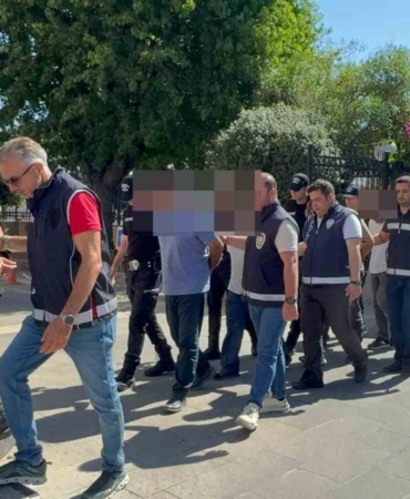 fethiyedeki-gocmen-kacakciligi-operasyonunda-9-tutuklama-BJQEGWi6.jpg