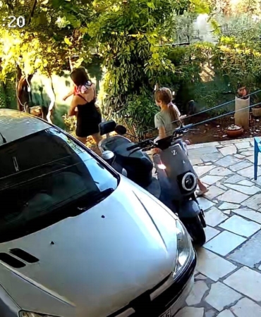 fethiyedeki-komsu-dehseti-kamerada-EqZi54na.jpg