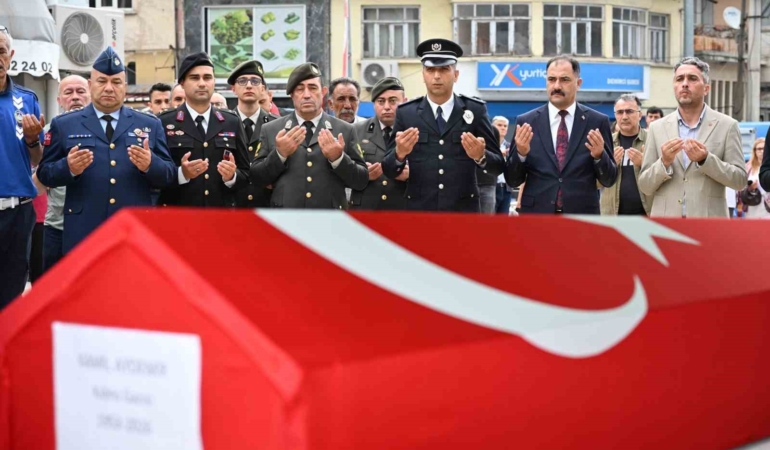 gazi-baskan-son-yolculuguna-askeri-torenle-ugurlandi-nRyELRVD.jpg
