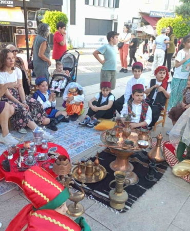 gecmisin-izleri-senligi-ile-kulturel-miras-gelecege-tasindi-nkXJUt1B.jpg