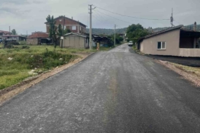 gedizin-asikpasa-ve-yesilova-koylerinde-sicak-asfalt-sevinci-xiIvQVfD.jpg