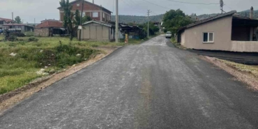 gedizin-asikpasa-ve-yesilova-koylerinde-sicak-asfalt-sevinci-xiIvQVfD.jpg