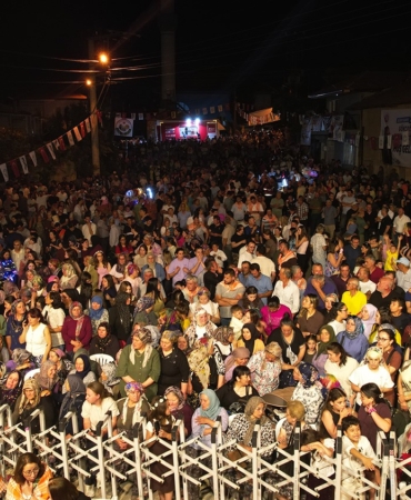 gokceoren-bir-ilke-imza-atti-dunyanin-merkezi-gokceoren-kultur-festivali-yogun-ilgi-gordu-OmQzSQjy.jpg