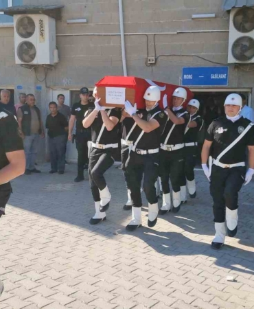 gorev-basinda-hayatini-kaybeden-polis-memuru-son-yolculuguna-ugurlandi-aKm9SnOn.jpg