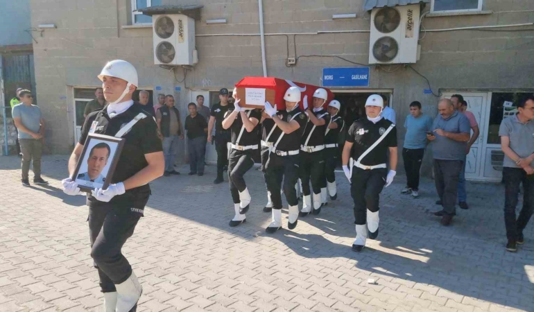 gorev-basinda-hayatini-kaybeden-polis-memuru-son-yolculuguna-ugurlandi-aKm9SnOn.jpg