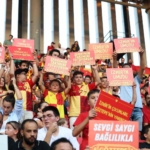 goztepeden-ogrencilere-karne-hediyesi-karneni-getir-hediyeni-al-xEJzfhKO.jpg