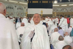 hac-vazifesini-tamamladiktan-sonra-mekkede-rahatsizlanan-70-yasindaki-adem-sayin-vefat-etti-gZjdnMLa.jpg