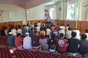 hafizlik-ogrencileri-teknoloji-bagimliligi-konusunda-bilgilendirildi-GmhrSql7.jpg