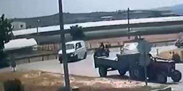 hatali-donus-motosiklet-surucusunu-canindan-ediyordu-gCttkIlZ.jpg