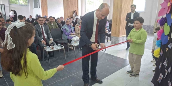 hisarcik-gulduren-ilkokulu-ana-sinifinda-yil-sonu-sergisi-ZUMzjWEU.jpg