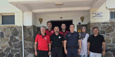 izakuttan-candarli-jandarmaya-anlamli-ziyaret-XQpJg5Wy.jpg