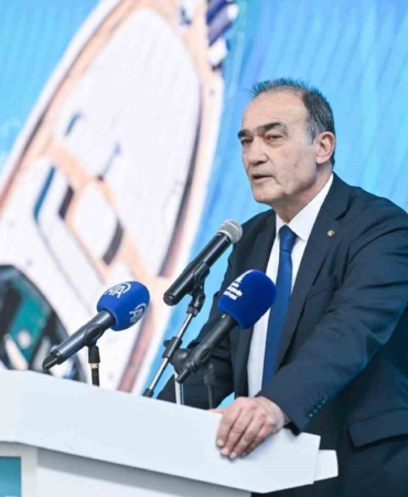 izmir-buyuksehir-belediye-baskani-tugayin-ardindan-pes-pese-istifalar-1uJgcbNE.jpg