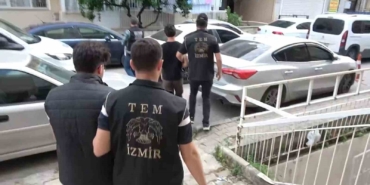 izmir-merkezli-12-ilde-feto-operasyonunda-41-tutuklama-3IamIPcu.jpg