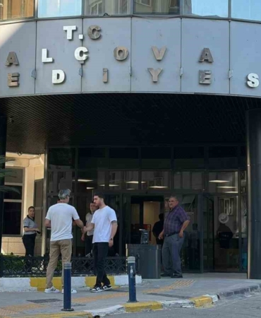 izmirde-seferihisar-belediyesine-3uncu-dalga-operasyonu-z6Yudi5P.jpg