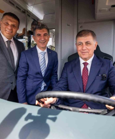 izmirin-ulasim-gelecegi-ortak-akilla-sekilleniyor-Pr8Zjhgw.jpg