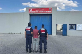 jandarma-cesitli-suclardan-aranan-35-kisiyi-yakaladi-KXaPzsQY.jpg