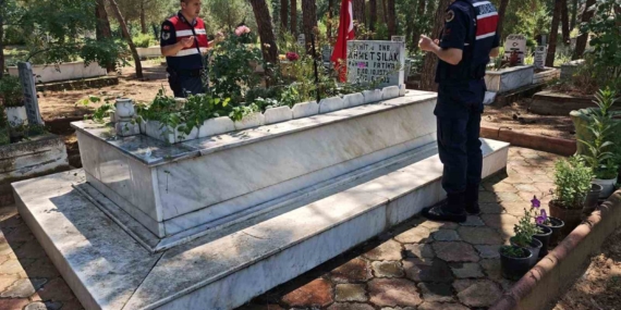 jandarmadan-sehit-ailelerine-vefa-ziyareti-xK8ZNf5K.jpg