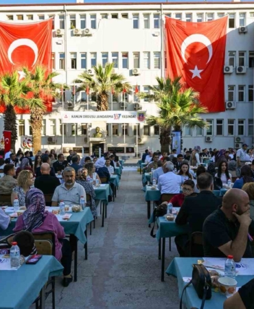 jandarmanin-187-kurulus-yili-manisada-sehit-aileleri-ve-gazilerle-kutlandi-uO3Bjxff.jpg