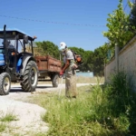 karaalide-yol-kenarlari-temizlendi-nGst4bd8.jpg