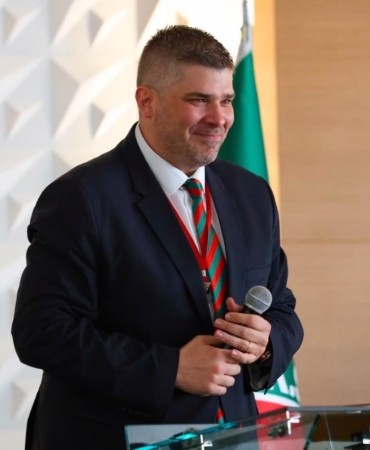 karsiyaka-baskani-yigit-tusderden-birlik-olma-cagrisi-FnaTZMrj.jpg