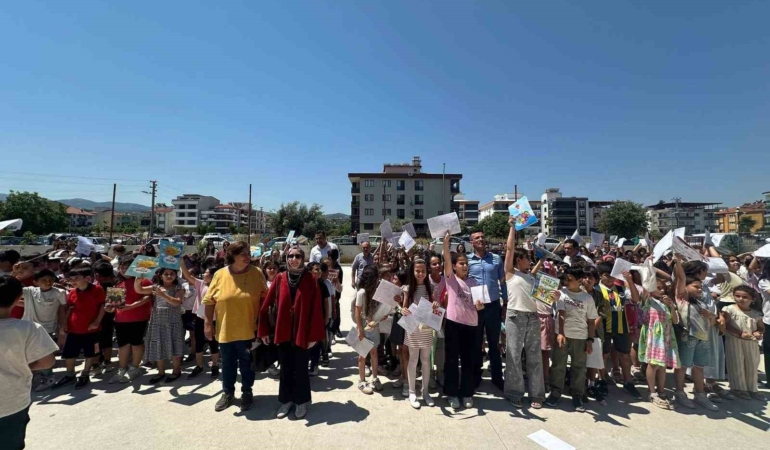 kaymakam-dalaktan-ogrencilere-tatil-mesaji-cf9McbGi.jpg