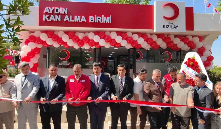 kizilay-kan-bagis-merkezleri-gunde-ortalama-9-bin-kan-bagisi-aliyor-Unc3c7bx.jpg