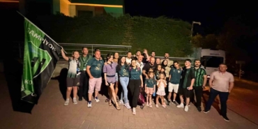 kocaelispor-taraftarlarindan-kaptanlarina-buyuk-surpriz-mWUpNSPi.jpg