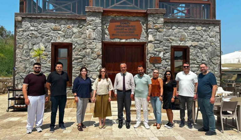 kocarlida-adnan-menderesi-anlamak-projesi-icin-istisare-toplantisi-duzenlendi-Gd2r8N9g.jpg