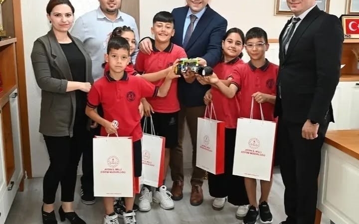 kocarlinin-nese-robotu-turkiye-ucuncusu-oldu-4fmYDUY7.jpg