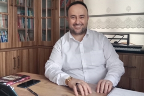 koseden-dikkat-ceken-aciklama-chpdeki-kriz-siyasete-guveni-zedeliyor-9lsBdyZ3.jpg