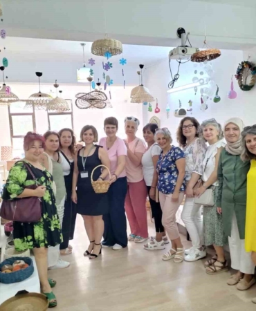 koycegizde-atik-kagitlar-sanata-donustu-kPEadkTw.jpg