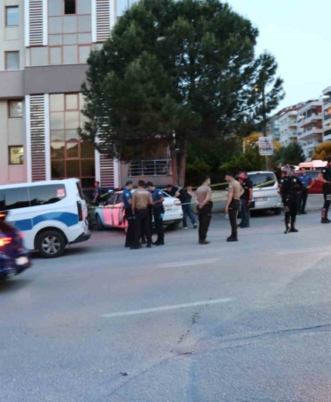 kucuk-cocugun-gozu-onunde-2-kadina-kursun-yagdirdi-y3rSsO8t.jpg
