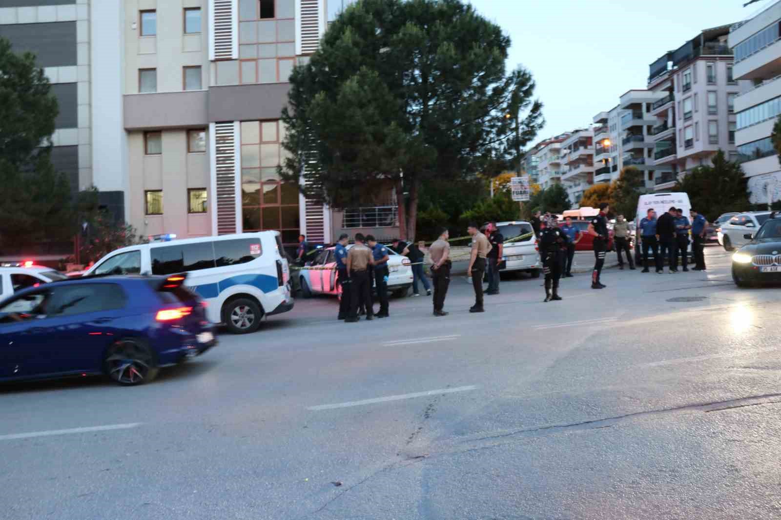 kucuk-cocugun-gozu-onunde-2-kadina-kursun-yagdirdi-y3rSsO8t.jpg
